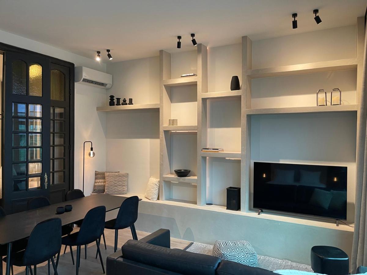 3 Bedroom Art-nouveau With Free Parking Apartment Ghent
