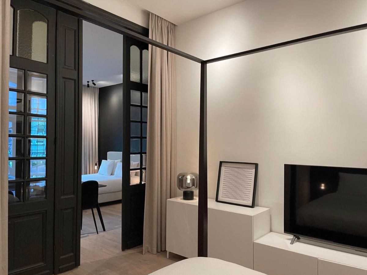 3 Bedroom Art-nouveau With Free Parking Apartment Ghent