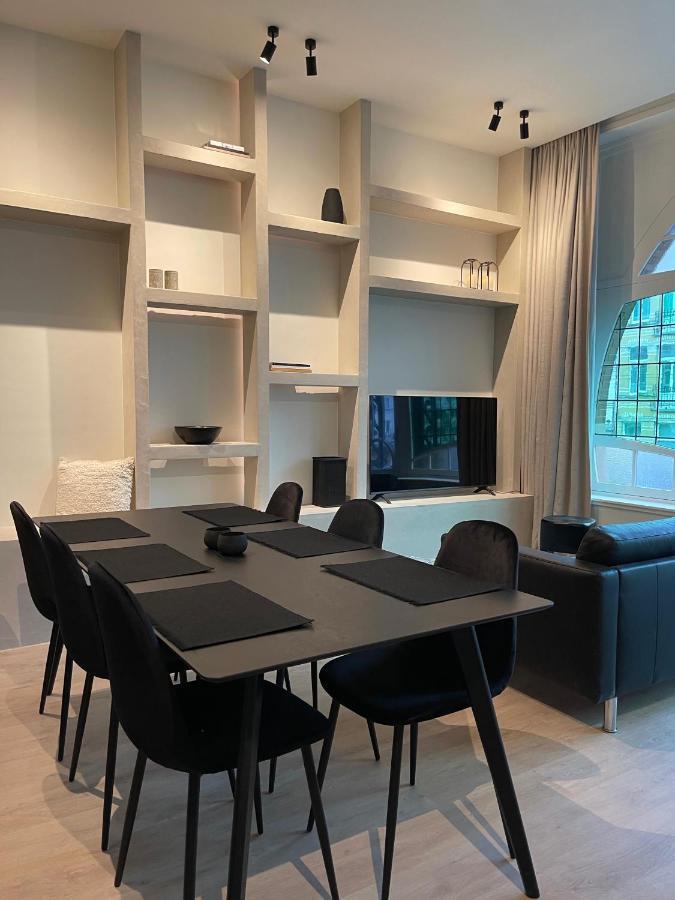 Apartment 3 Bedroom Art-nouveau With Free Parking